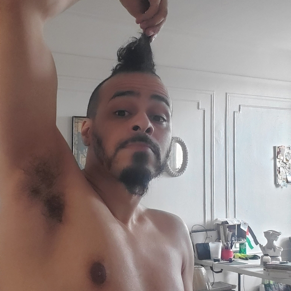 Meet your Posher, Vic - Picture 2 of 4